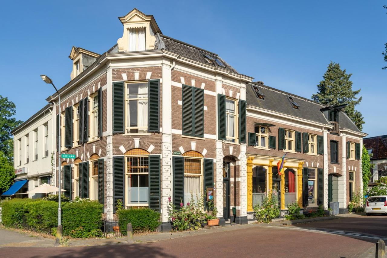 Huis Met De Leeuwenkoppen Dieren Esterno foto
